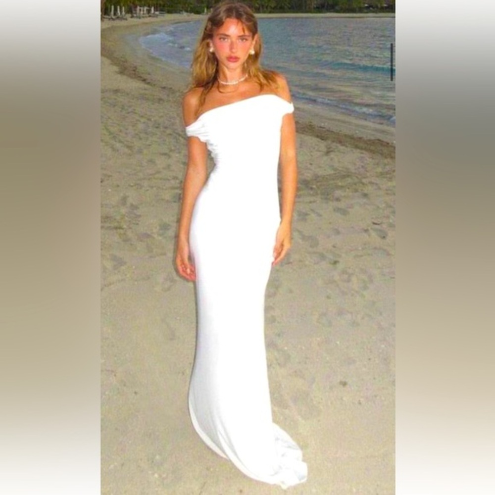 Elegant Off-Shoulder White Dress